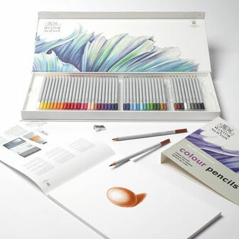 Winsor &amp; Newton Studio Collection Colour Pencils Set 3